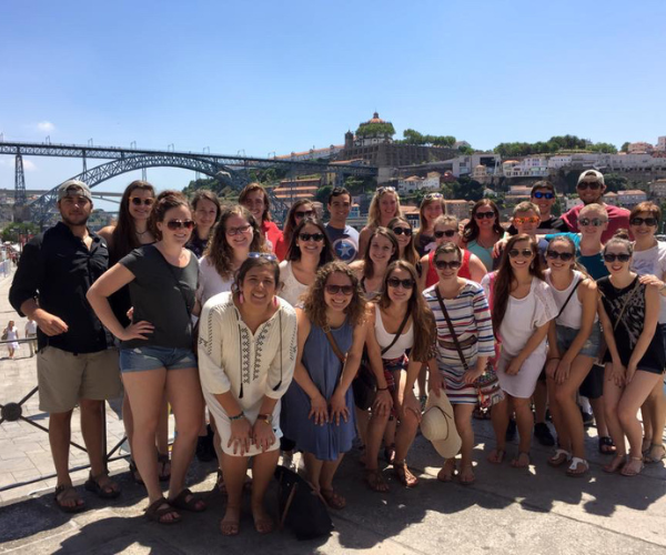Experience Portugal with API! 