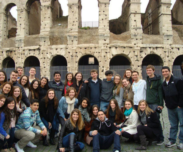 Experience Rome with API!